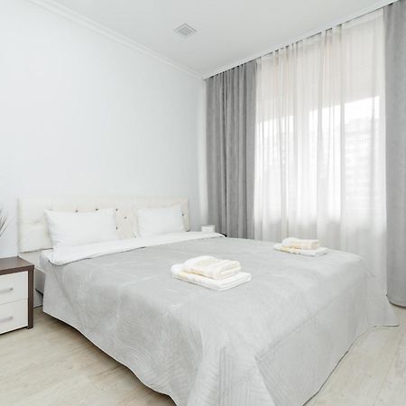 Апартаменты Ultra Centr Chisinau Luxrent Экстерьер фото